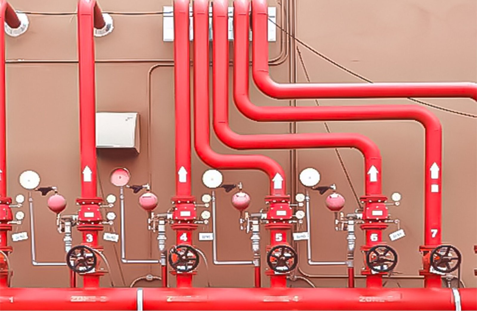 مكافحة الحريق والفاير بالرس